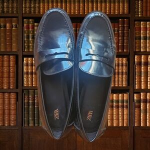 Zara Black Loafers Size 10